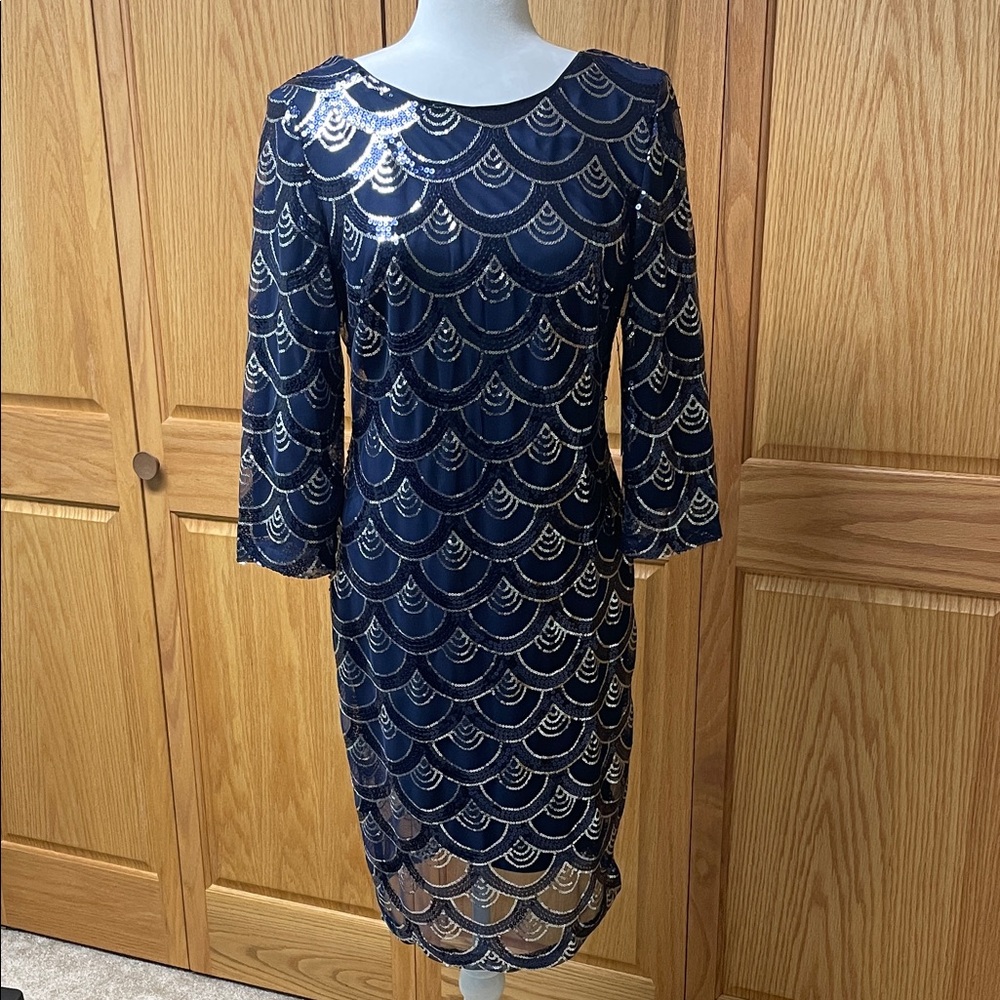 Signature by Sangria Sparkly Navy Cocktail Dress in Size 6
